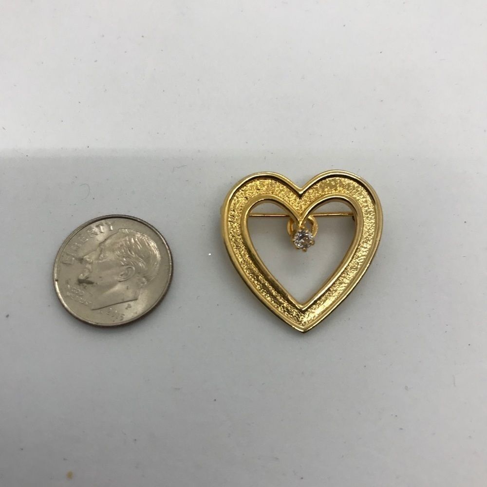 Accessocraft Gold Heart Rhinestone Pendant Brooch - Picture 5 of 11